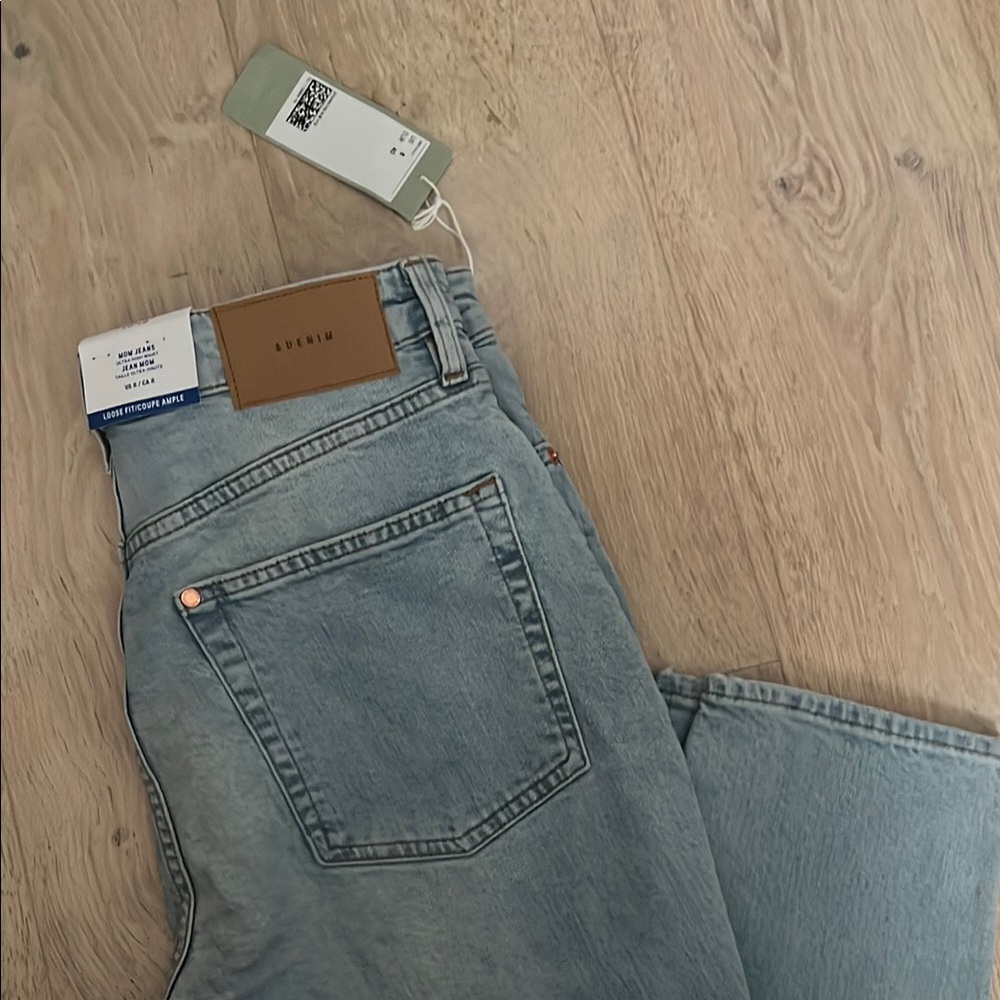 Avenue Blue Men's Jeans